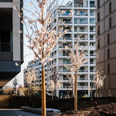 Cloud 9 Pri Myte Elegance - Brand New With Free Parking * Bratislava