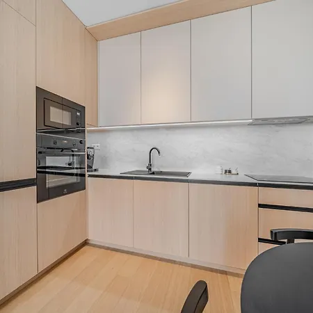 Cloud 9 Pri Myte Elegance - Brand New With Free Parking