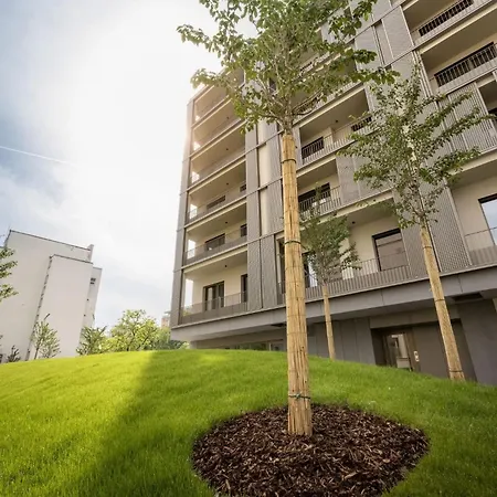דירה Cloud 9 Pri Myte Elegance - Brand New With Free Parking ברטיסלאבה