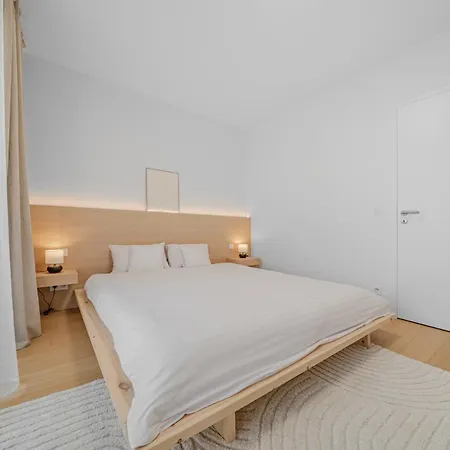 דירה Cloud 9 Pri Myte Elegance - Brand New With Free Parking ברטיסלאבה