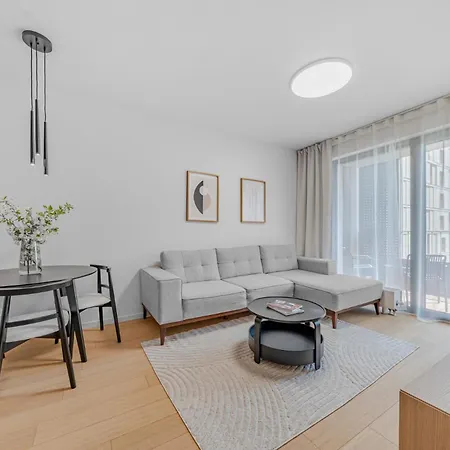 Cloud 9 Pri Myte Elegance - Brand New With Free Parking
